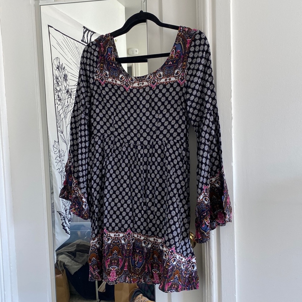 Super cute but has a zipper broken